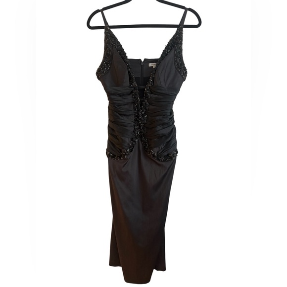 Mandalay Sexy Plunge Evening Dress - Picture 2 of 6